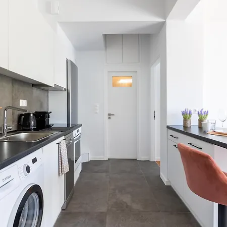 Urban Park View Apartment Athens
